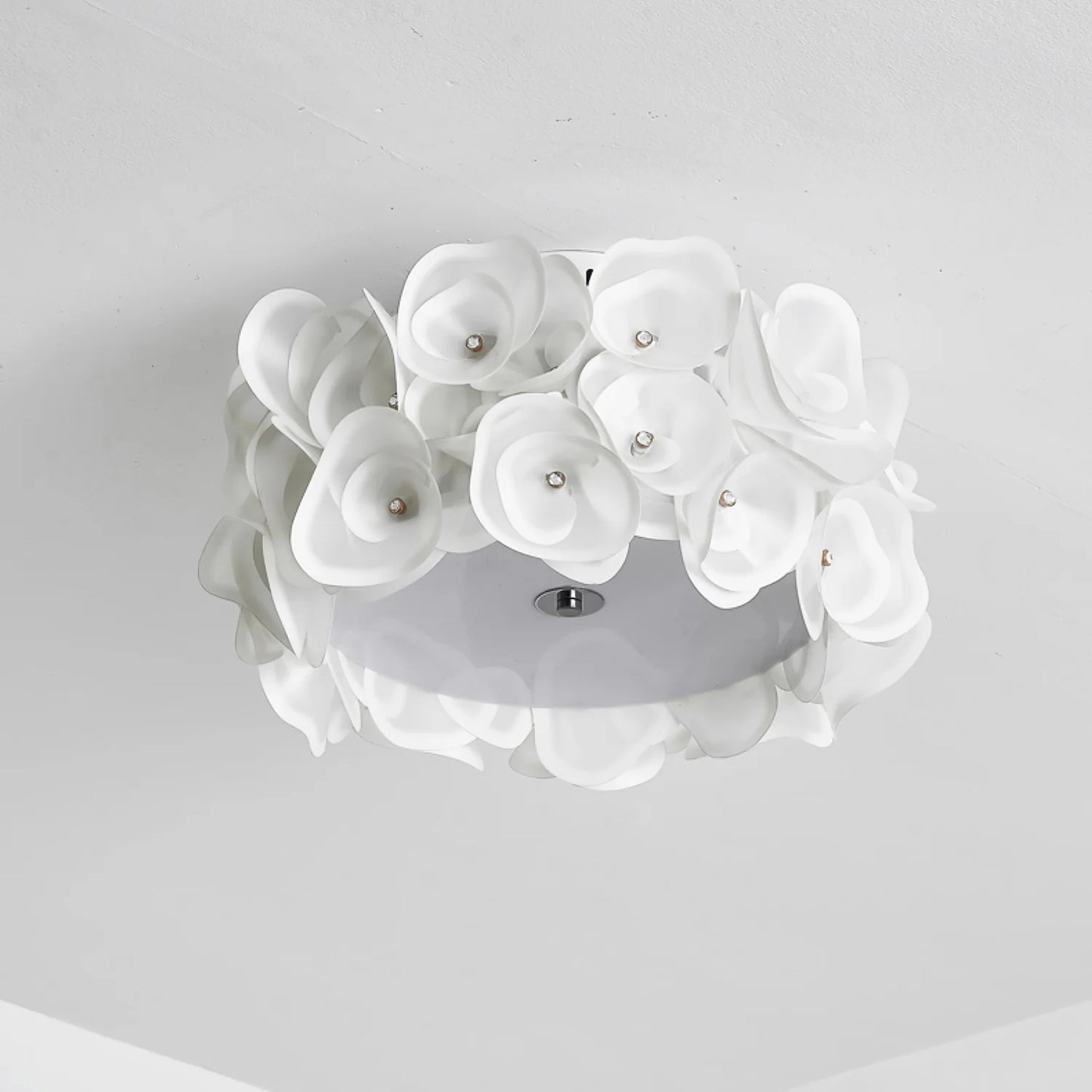 White Hydrangea Ceiling Lamp