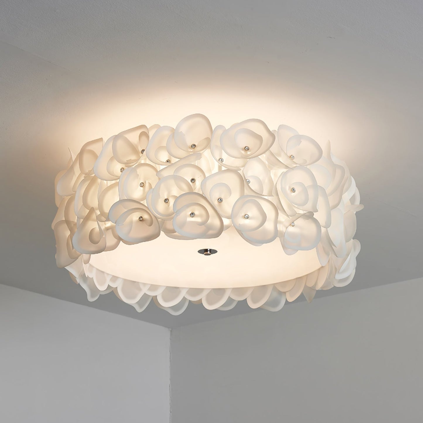 White Hydrangea Ceiling Lamp