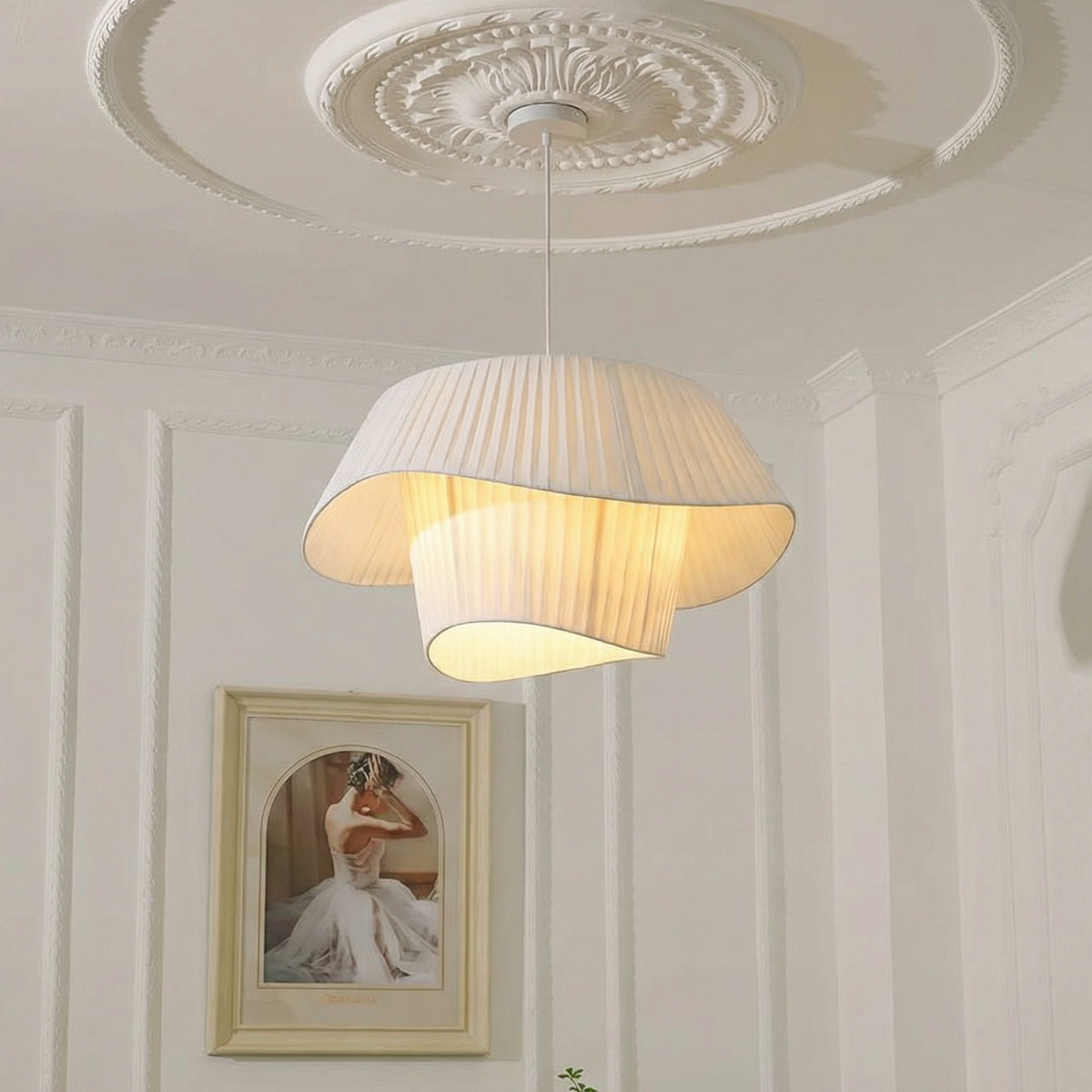 Modern Layered Wavy Pleated Fabric Pendant Light - Japandi Drum Chandelier