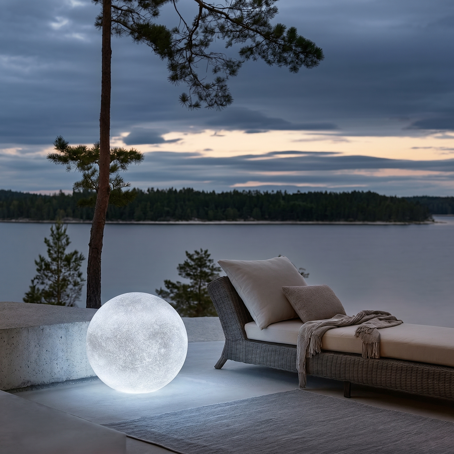 Solar Powered Moon Globe Lamp - Outdoor IP65 Waterproof Hemp Fiber Light