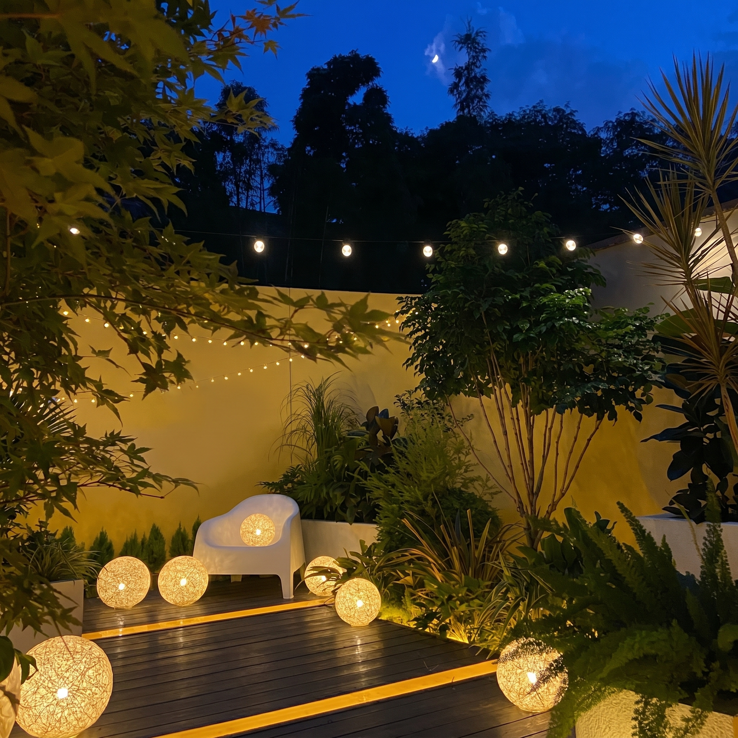 Solar Powered Moon Globe Lamp - Outdoor IP65 Waterproof Hemp Fiber Light