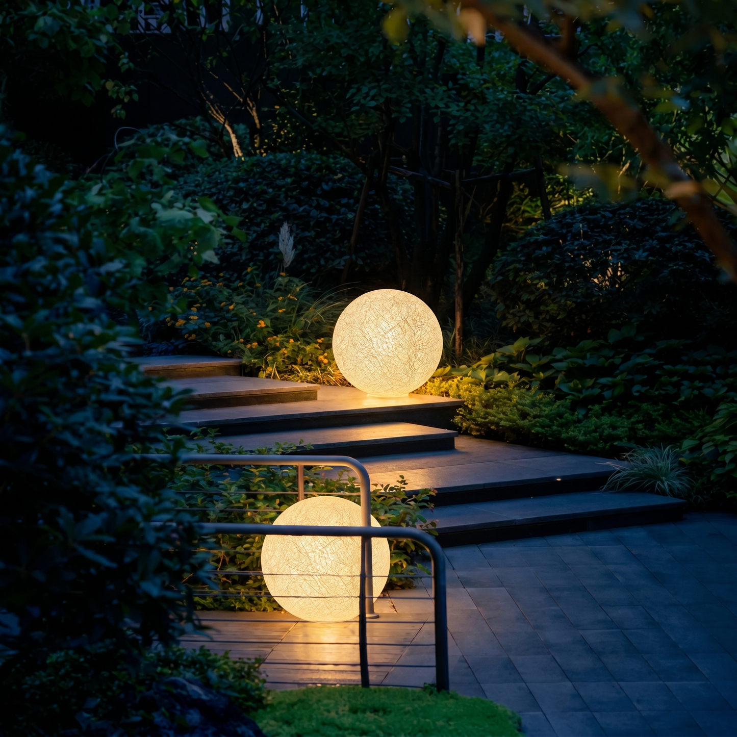 Solar Powered Moon Globe Lamp - Outdoor IP65 Waterproof Hemp Fiber Light