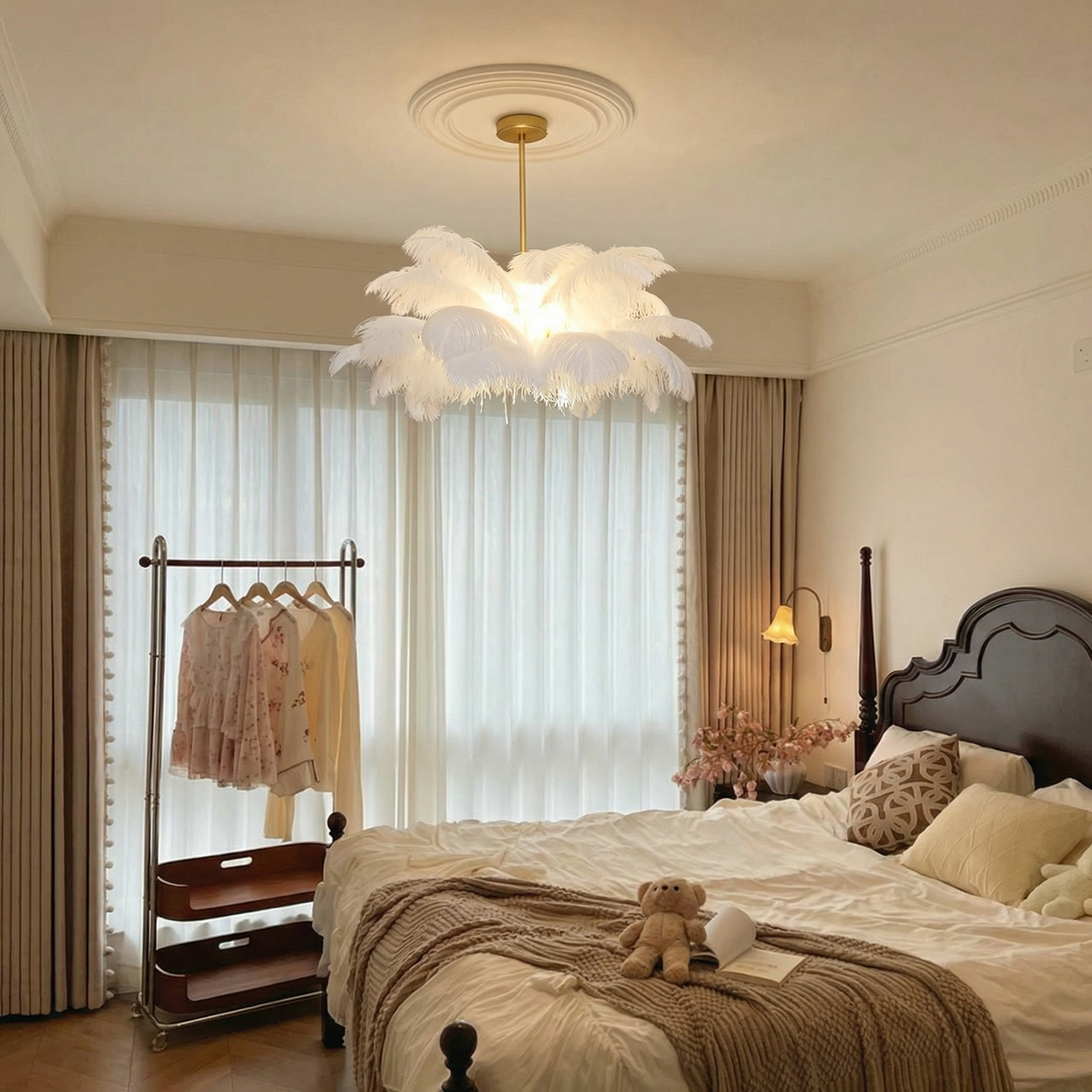 Modern Real Ostrich Feather Chandelier - Luxury Gold Pendant Light