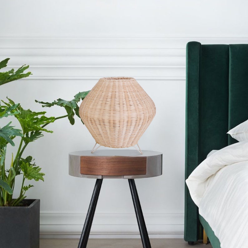 Rattan Weaving Table Lamp Eye-Caring Handmade Reading Light Decoration