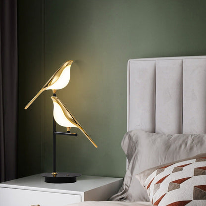 Electroplating Golden Bird Table Lamp