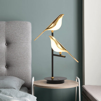 Electroplating Golden Bird Table Lamp