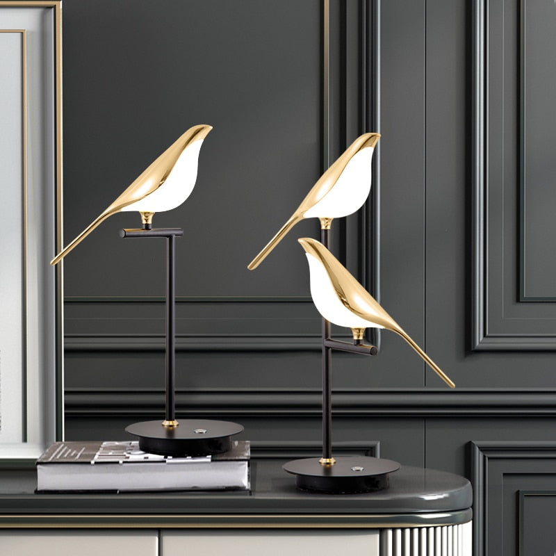 Electroplating Golden Bird Table Lamp