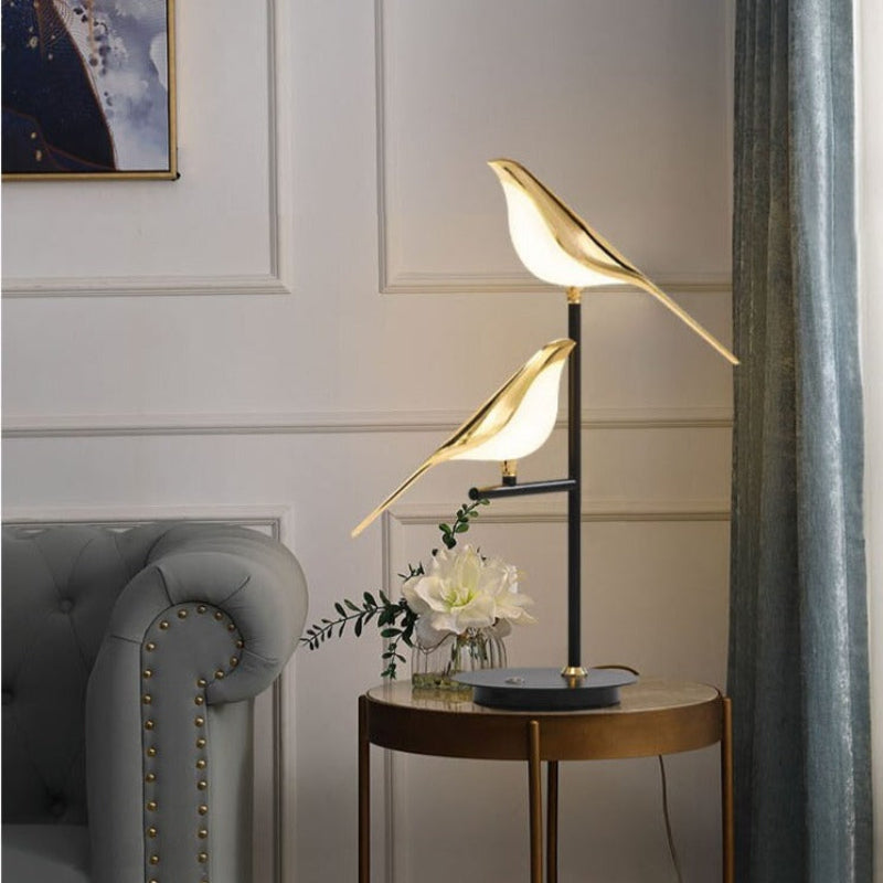 Electroplating Golden Bird Table Lamp