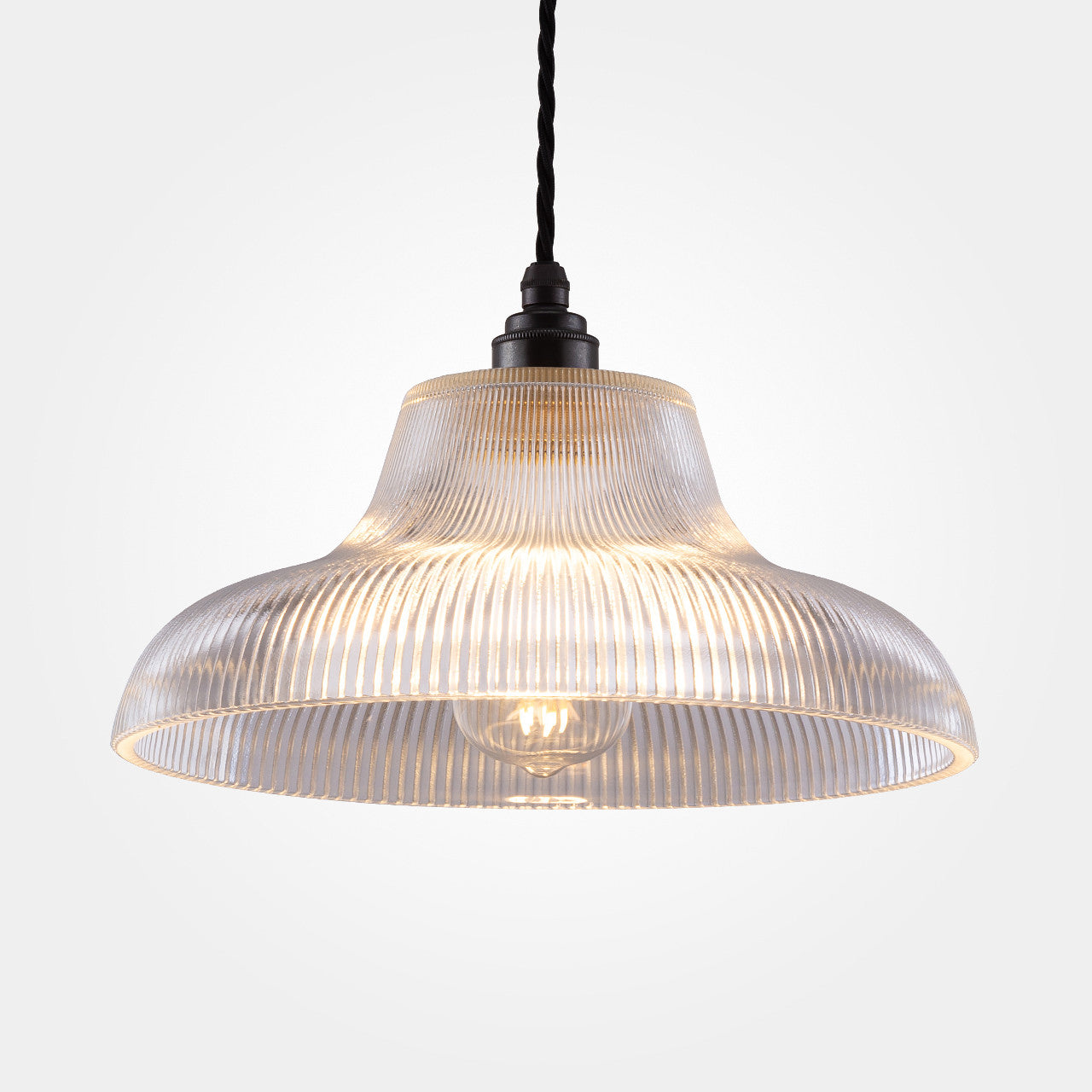 Nordic Style Pendant Light Chandelier with Glass Lampshade