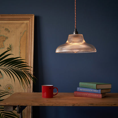 Nordic Style Pendant Light Chandelier with Glass Lampshade