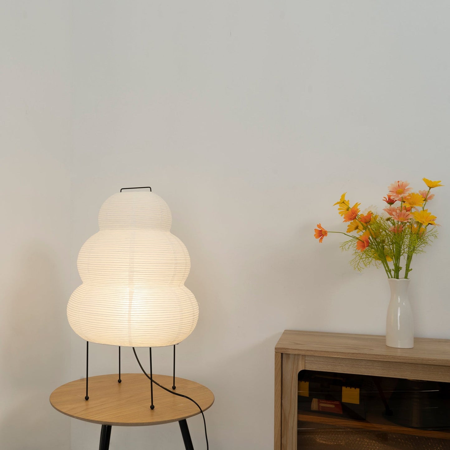 Japanese Simple Rice Paper Desktop Decorative Table Lamp