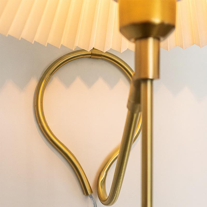Nordic Vintage White Brass Wall Lamp Pleated Table Lamp Shade