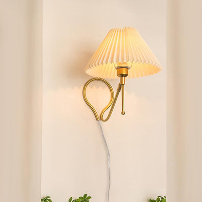 Nordic Vintage White Brass Wall Lamp Pleated Table Lamp Shade